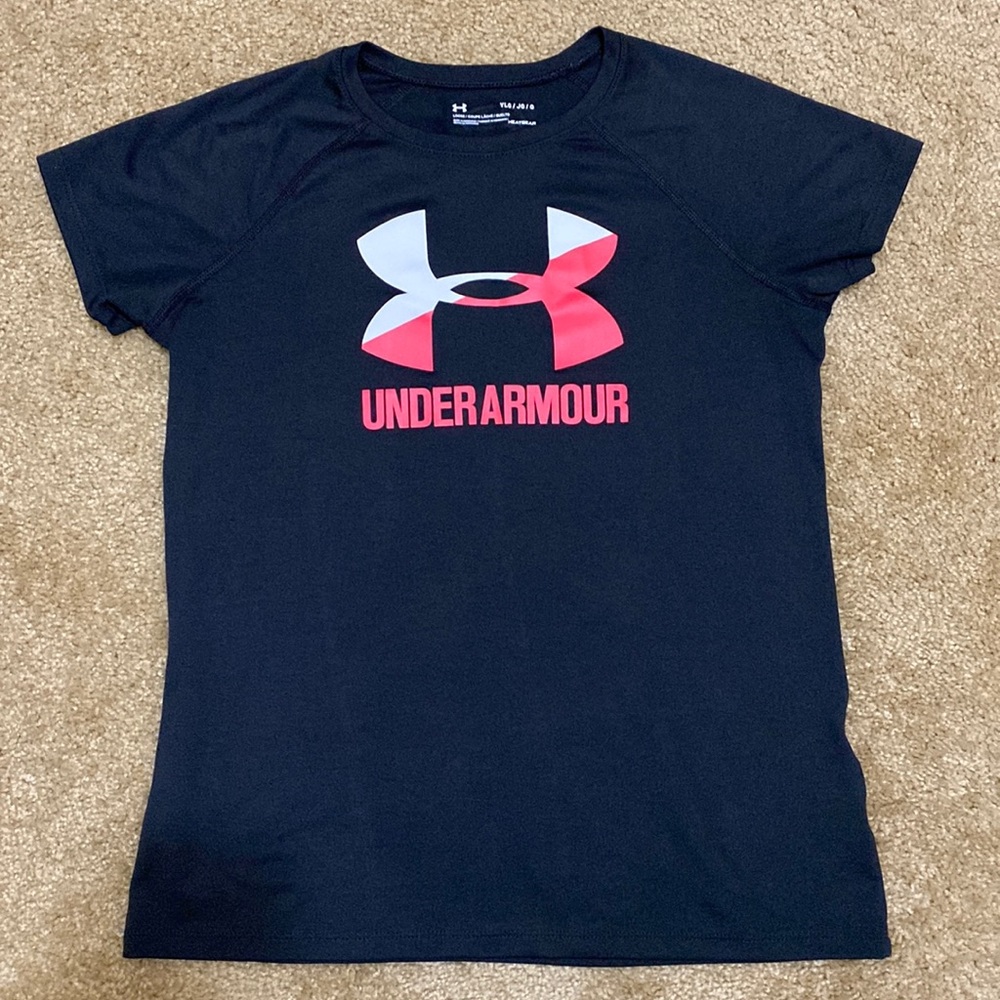 Under Armour Athletic Shirt Size YL